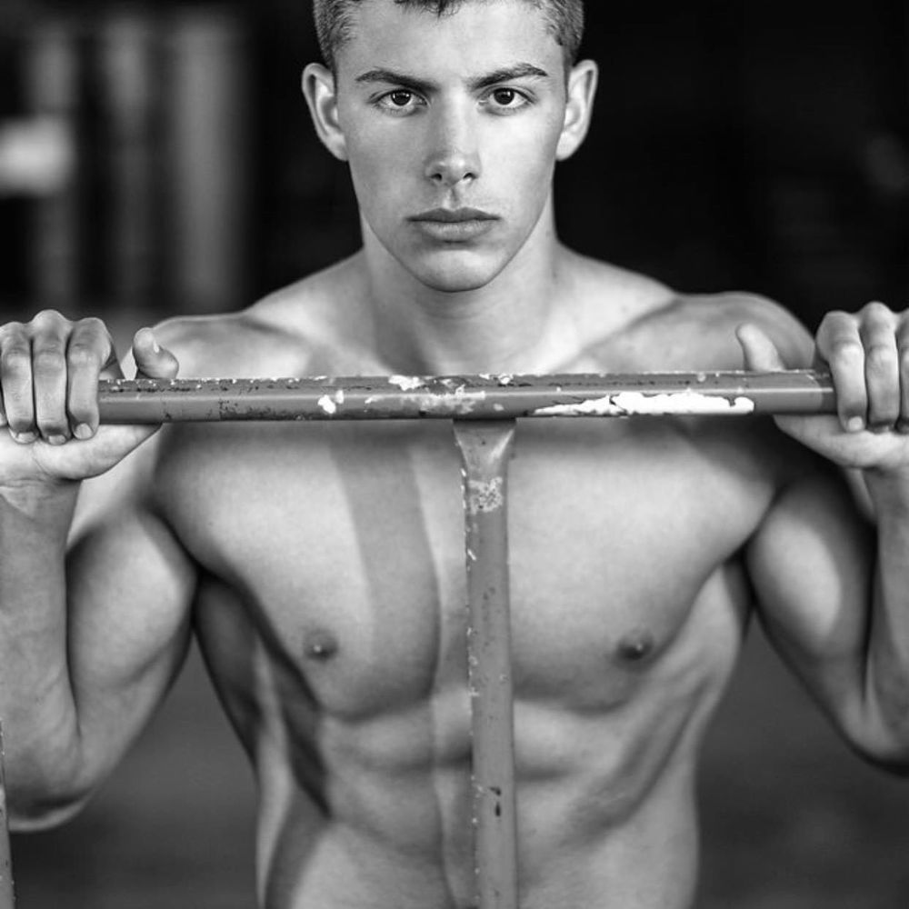 Meet your Posher, Gage